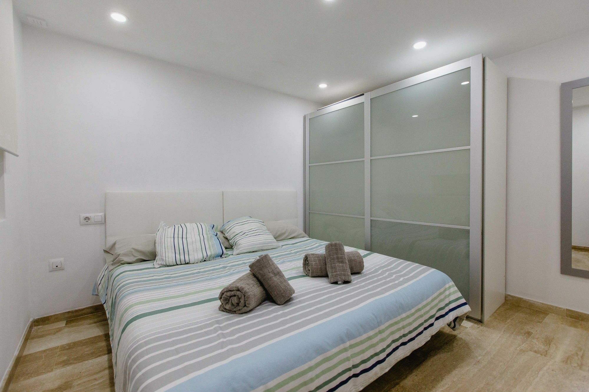 Apartamento La Merced Кадис Екстериор снимка